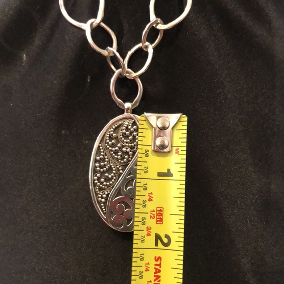 LOIS HILL Yin Yang Cut Out Granulated Oval Pendant Oval Link Toggle Necklace 925 - Picture 5 of 16